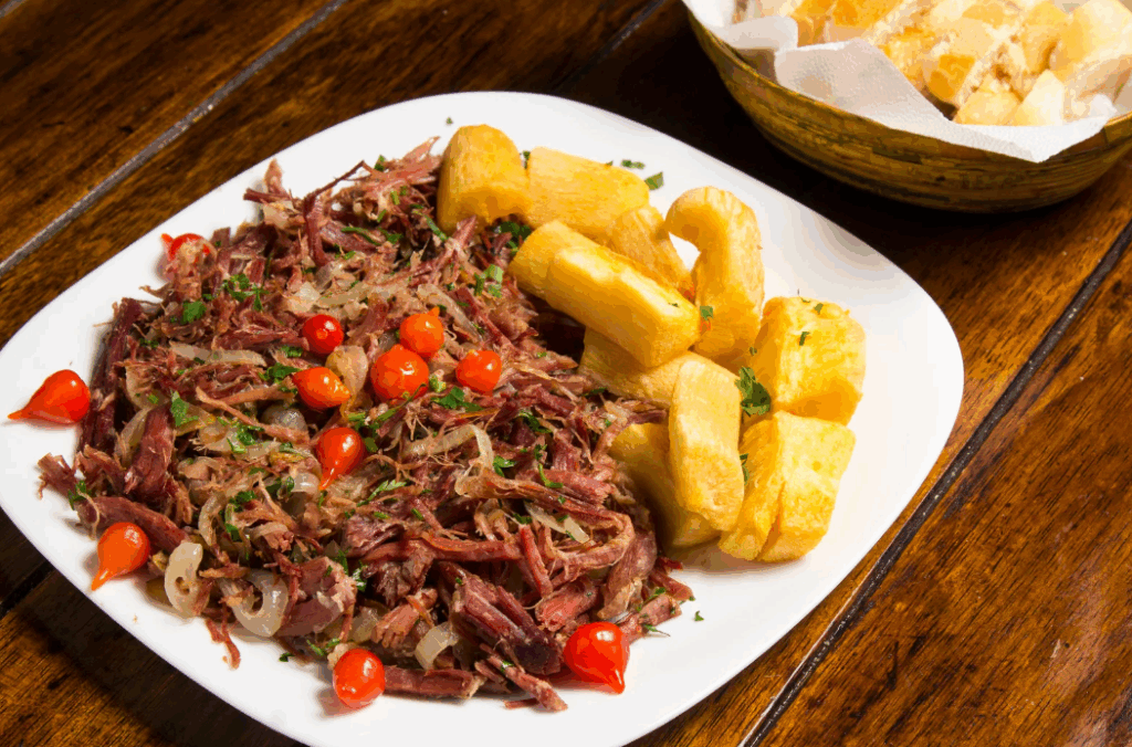Carne de sol com mandioquinha