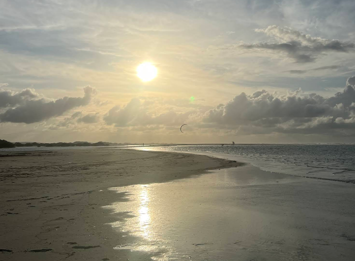 Entardecer na Praia de Tatajuba, Camocim