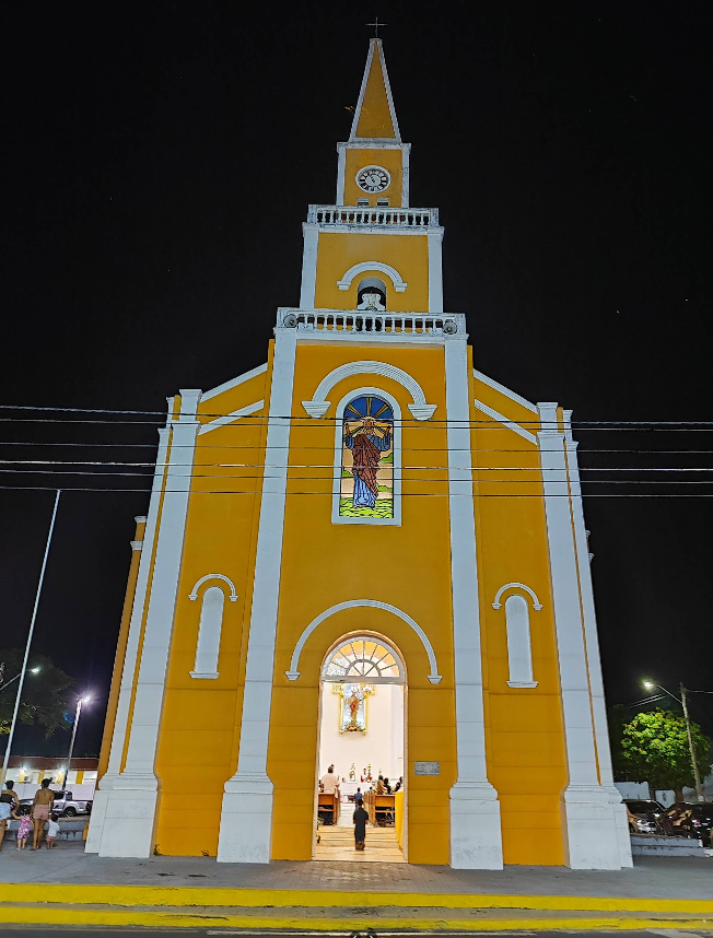 Igreja Matriz de Bom Jesus dos Navegantes, símbolo da fé e religião em Camocim - CE